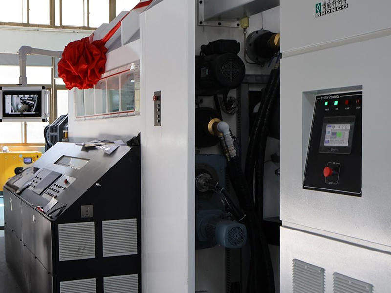 高真空连续镀膜设备